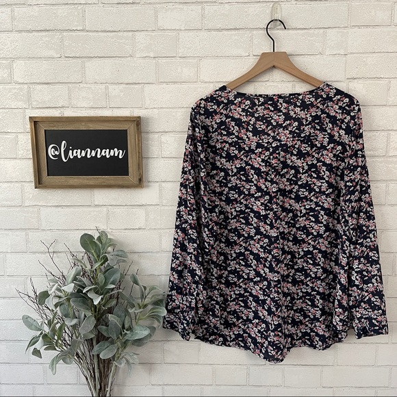 TORRID Navy Flowered Pocket Front Blouse - Picture 9 of 13